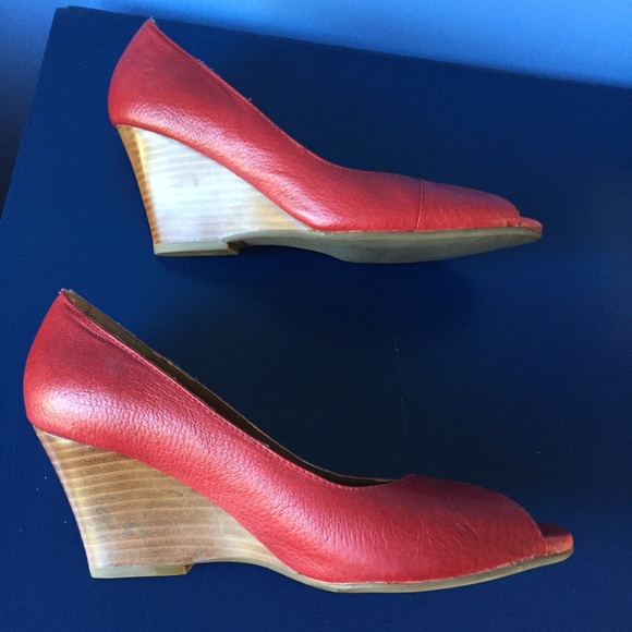 Brand new Miz Mooz red wedge heels. - Picture 7 of 13